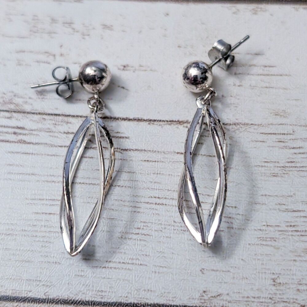 Vintage Earrings For Pierced Ears Silver Tone Spiral - Poor Condition